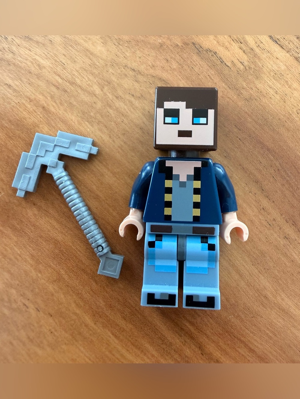 Lego Minifigure Minecraft Skin 8 - Pixelated min041